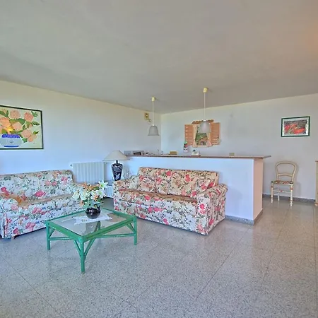 Sleeps 4